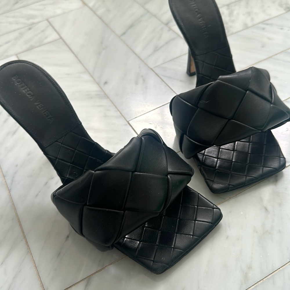 Bottega Veneta